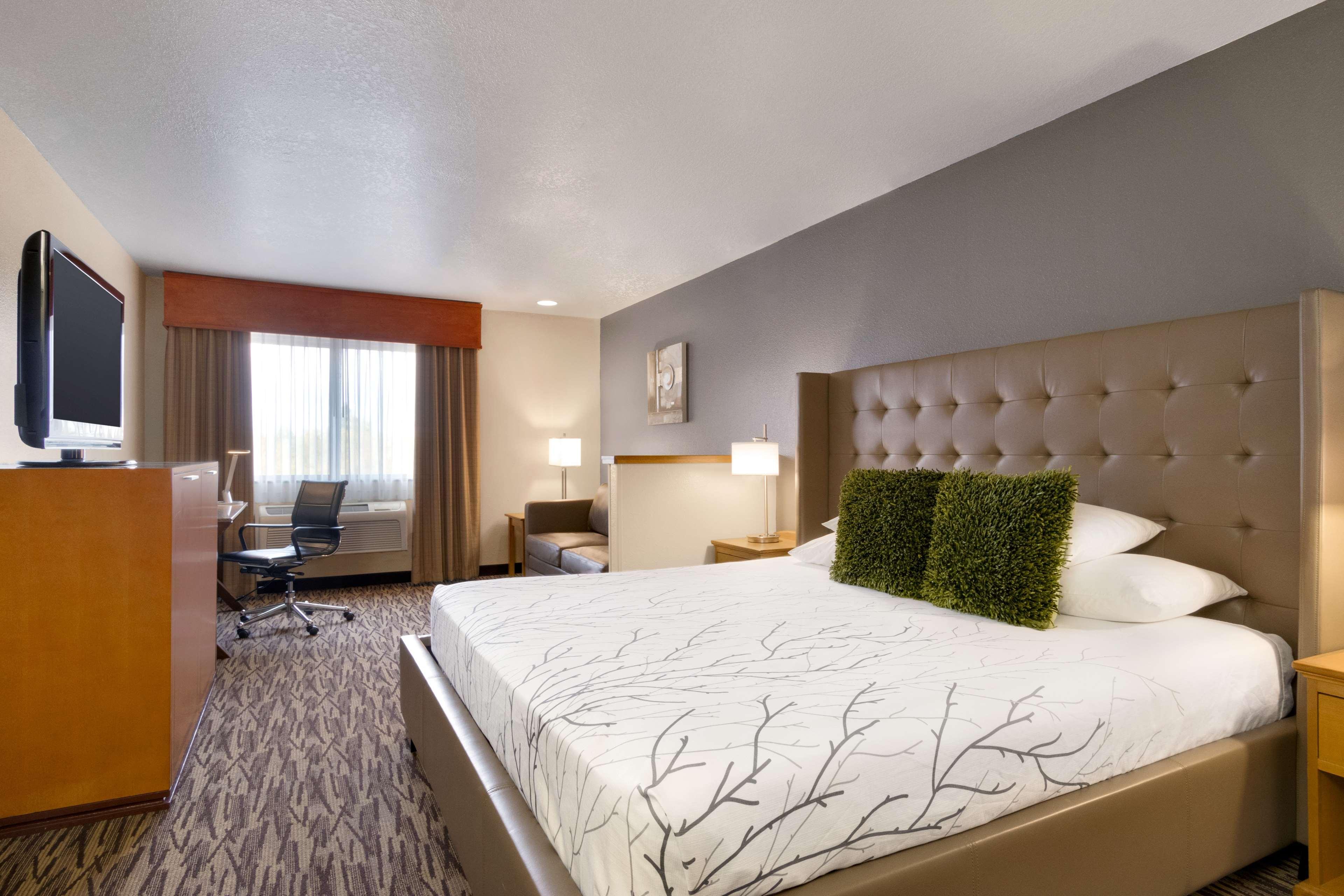 Best Western Plus Peppertree Airport Inn Airway Heights Εξωτερικό φωτογραφία