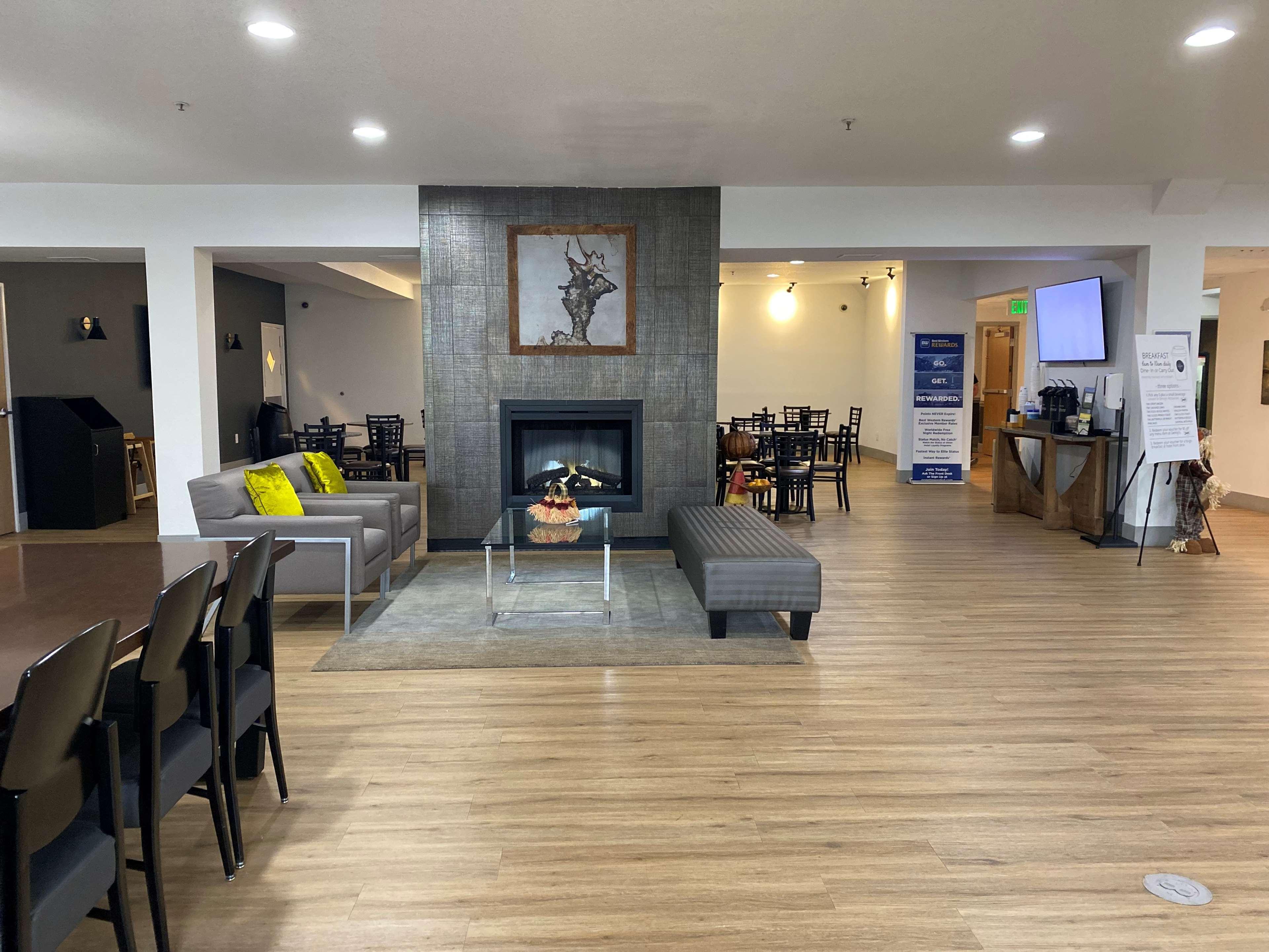 Best Western Plus Peppertree Airport Inn Airway Heights Εξωτερικό φωτογραφία